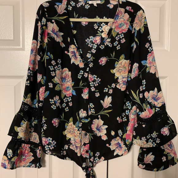 Tops - Colorful Black floral top